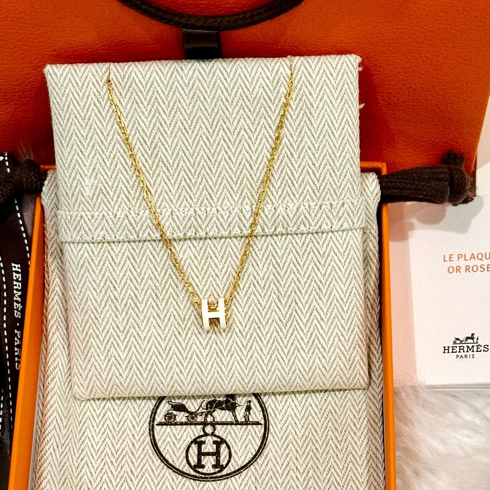 NIB NEW HERMES Mini Pop H Pendant Necklace In Blanc White With Gold Hardware - Picture 1 of 9